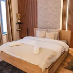 5br In The Heart Of For Groups アパート