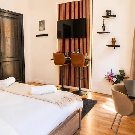 5br In The Heart Of For Groups Apartmán *